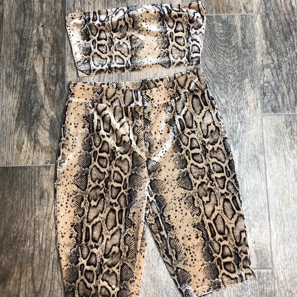 SNAKESKIN BIKER SHORT SET